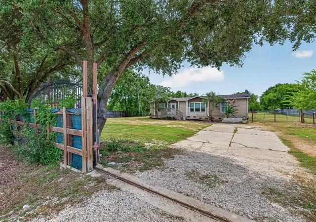 Homes for sale in Rosharon, TX | 6023 Cheryl Ln, Rosharon, TX 77583 | MLS# 39718038