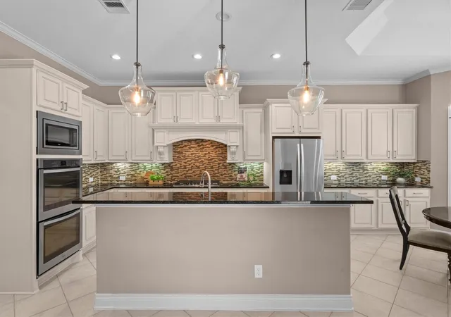 Photo 4 of Sale Pending at 2427 Anderson Point Ln, Spring, TX 77388 | MLS# 69117597 | Listing updated on 2026-09-13