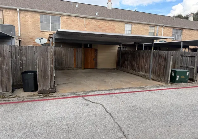 23rd image of 4060 Belle Park Dr #4060, Houston, TX 77072 | MLS# 36104085