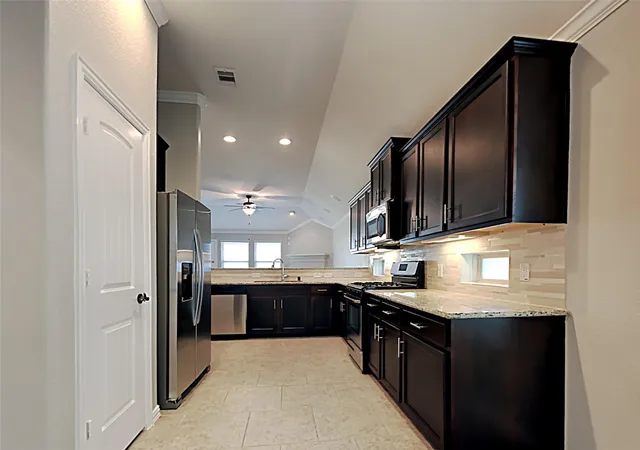 Photo 4 of Single family home for sale at 3731 Paladera Pl Ct, Spring, TX 77386 | MLS# 30366728 | Listing updated on 2026-09-05