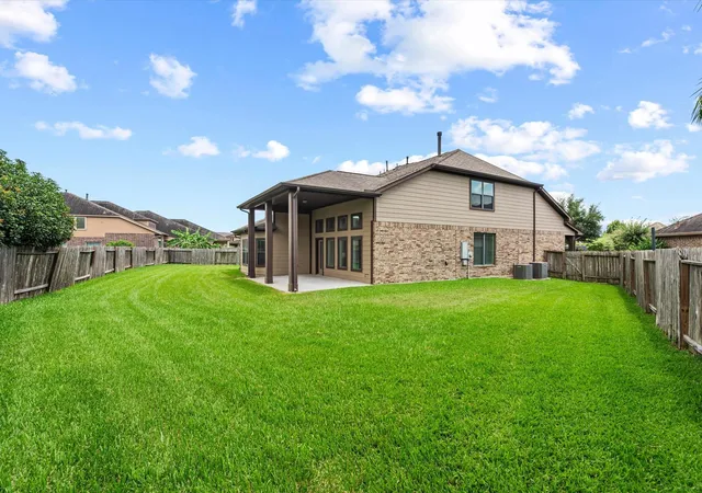 Photo 3 of Single family home for sale at 4302 Kent Ranch Ct, Katy, TX 77494 | MLS# 29605689 | Listing updated on 2026-09-10