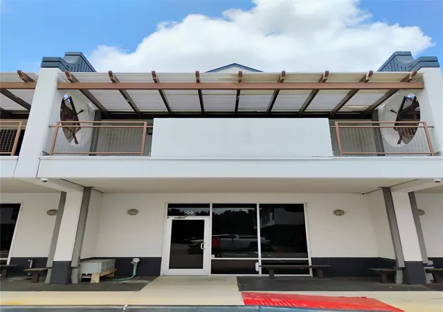 3rd image of 9788 Clarewood Dr, Houston, TX 77036