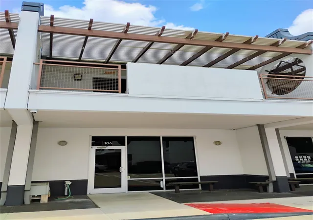 4th image of 9788 Clarewood Dr, Houston, TX 77036