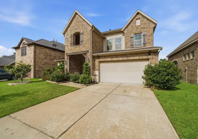Photo 2 of Single family home for sale at 21807 Lozar Dr, Spring, TX 77379 | MLS# 76402271 | Listing updated on 2026-07-09