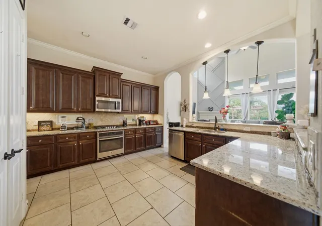 Photo 3 of Single family home for sale at 21807 Lozar Dr, Spring, TX 77379 | MLS# 76402271 | Listing updated on 2026-07-09