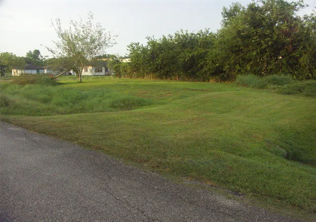 2nd image of 5302 Ricky St, Houston, TX 77033 | MLS# 34781230