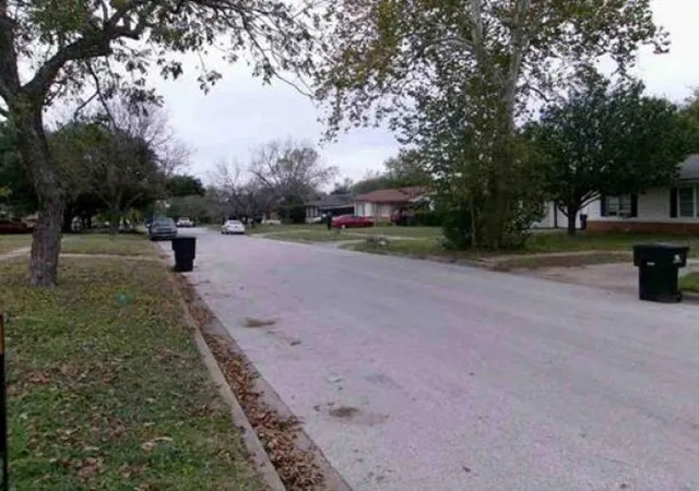 19th image of 1903 S 13th St, Temple, TX 76504 | MLS# 91456340