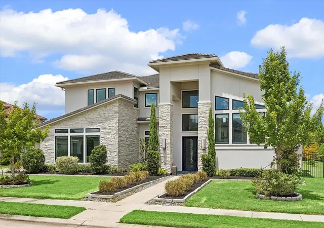 Photo 1 of Single family home for sale at 19214 Round Prairie Ln, Cypress, TX 77433 | MLS# 44686855 | Listing updated on 2026-08-25