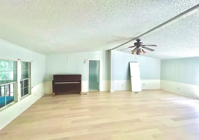 2nd image of 11692 W Old Oak Trl, Willis, TX 77378 | MLS# 15438987