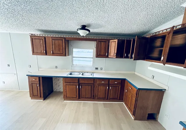 5th image of 11692 W Old Oak Trl, Willis, TX 77378 | MLS# 15438987