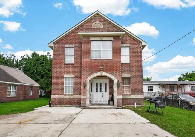 Photo 1 of Single family home for sale at 14633 Renault St, Houston, TX 77015 | MLS# 97648589 | Listing updated on 2026-08-02