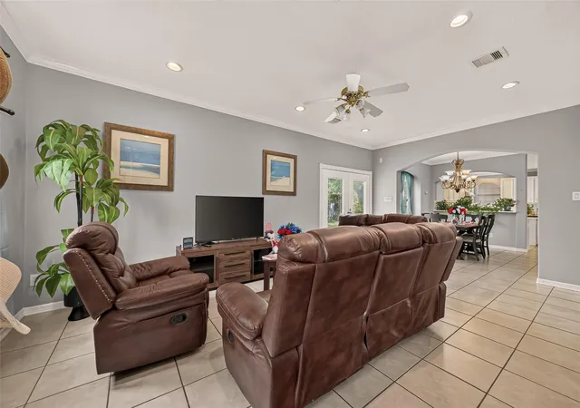 Photo 3 of Single family home for sale at 14633 Renault St, Houston, TX 77015 | MLS# 97648589 | Listing updated on 2026-08-02