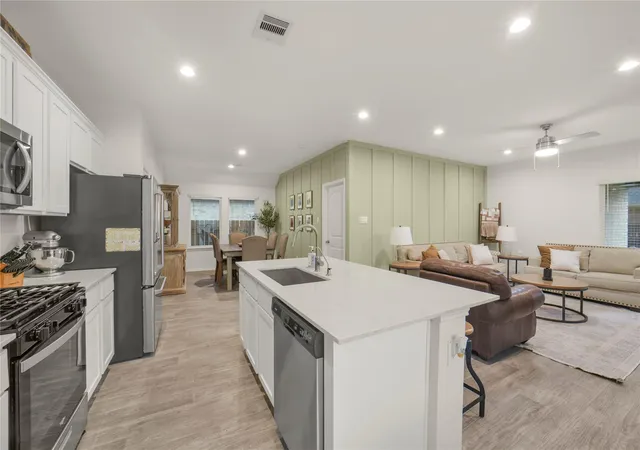Photo 4 of Single family home for sale at 22255 Florence Springs Dr, Hockley, TX 77447 | MLS# 84635950 | Listing updated on 2026-08-14