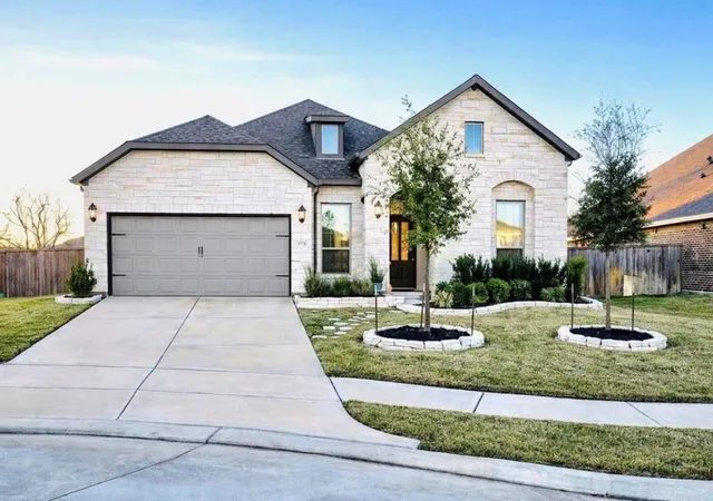 Homes for sale in Rosharon, TX | 4334 Redford Valley Rd, Rosharon, TX 77583 | MLS# 45459893