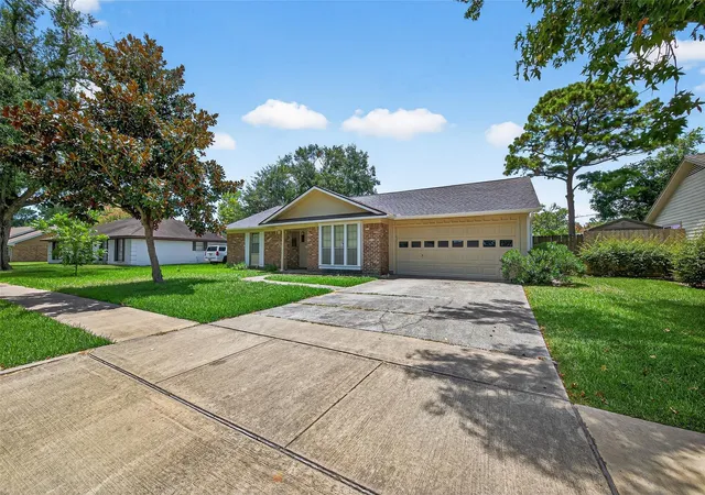Homes for sale in La Porte, TX | 10318 Belfast Rd, La Porte, TX 77571 | MLS# 62182776