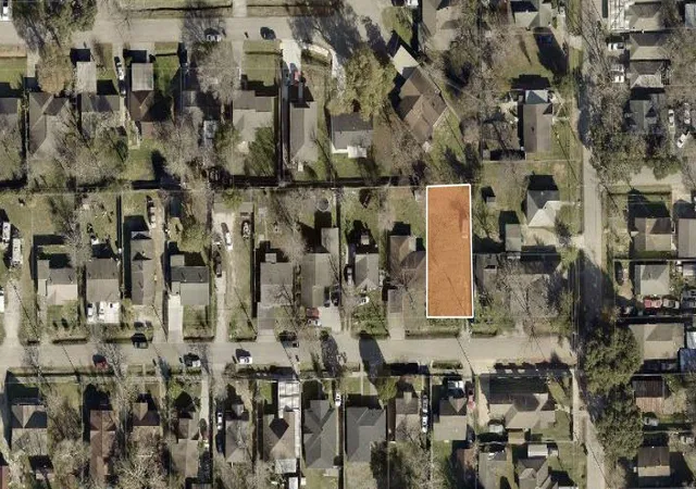 Photo 3 of Land for sale at 821 Barkley St, Houston, TX 77022 | MLS# 83472587 | Listing updated on 2026-08-07