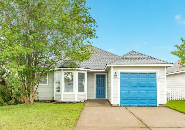 Photo 1 of Single family home for sale at 5061 Hauna Ln, Dickinson, TX 77539 | MLS# 68228598 | Listing updated on 2026-09-03