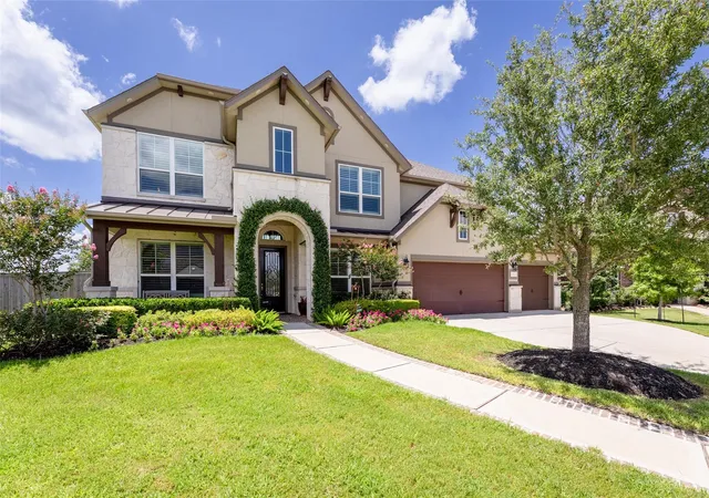 Photo 1 of Single family home for sale at 99 Zenith Ln, Sugar Land, TX 77498 | MLS# 13679481 | Listing updated on 2026-09-24