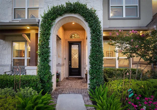 Photo 3 of Single family home for sale at 99 Zenith Ln, Sugar Land, TX 77498 | MLS# 13679481 | Listing updated on 2026-09-24