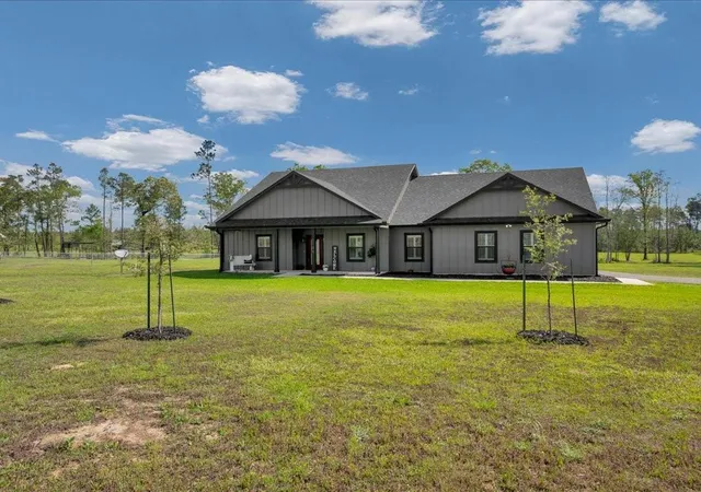 Photo 2 of Single family home for sale at 1105 Cc Rd, Diboll, TX 75941 | MLS# 67454307 | Listing updated on 2026-09-11