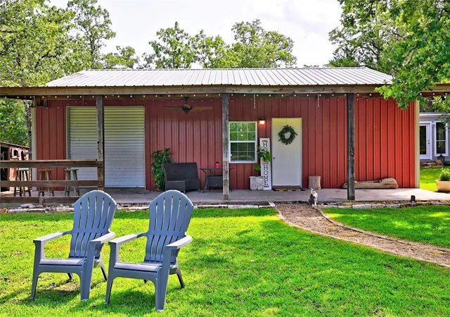 Homes for sale in Ledbetter, TX | 2203 Dead End Ln, Ledbetter, TX 78946 | MLS# 94526643