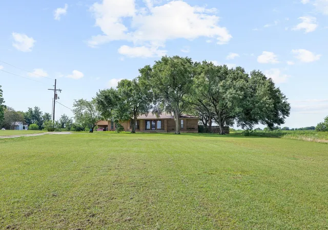 Homes for sale in Navasota, TX | 8277 Hwy 90 South, Navasota, TX 77868 | MLS# 85067044