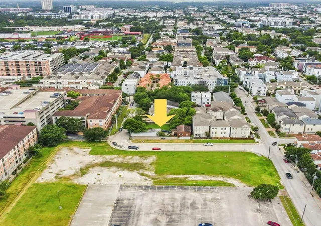 Photo 2 of Land for sale at 4018 Dickson St, Houston, TX 77007 | MLS# 86716220 | Listing updated on 2026-09-01