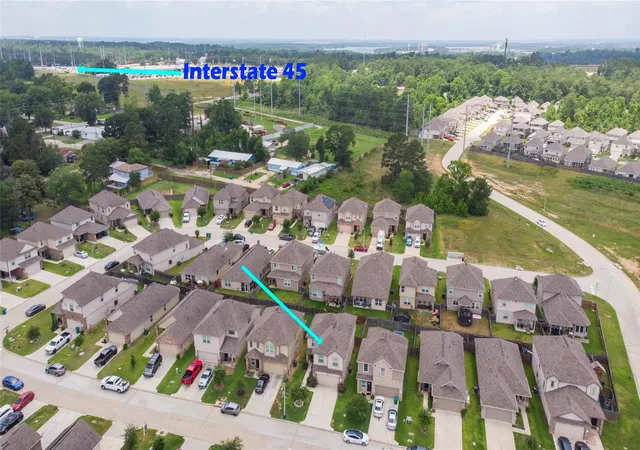 Photo 4 of Single family home for sale at 13525 Brooklyn Mead Ln, Willis, TX 77378 | MLS# 40285205 | Listing updated on 2026-08-28