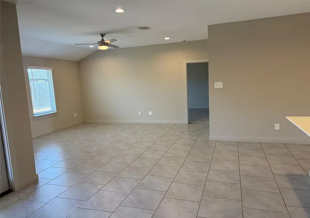 Photo 4 of Single family home for sale at 3906 Itzle Island Ct, Fulshear, TX 77441 | MLS# 76111785 | Listing updated on 2026-08-30