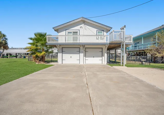 Photo 2 of Single family home for sale at 3730 Concho Key, Galveston, TX 77554 | MLS# 671394 | Listing updated on 2026-08-04