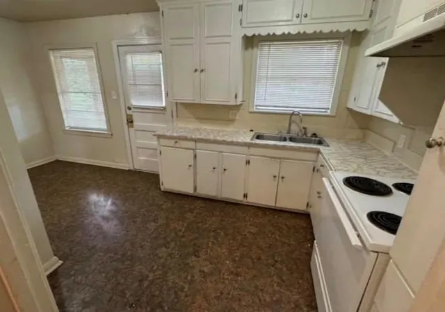 5th image of 1413 Brazos Ave, La Marque, TX 77568 | MLS# 83599335