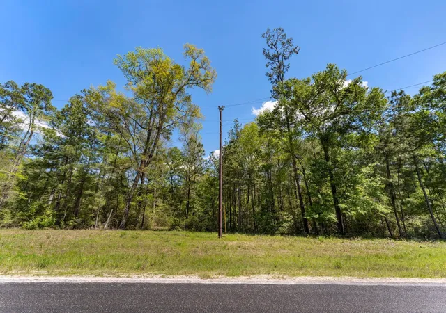 2nd image of 2a Sundog Rd, Huntsville, TX 77340 | MLS# 97604089