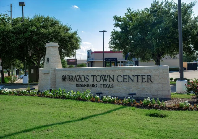28th image of 5231 Silk Petal Dr, Rosenberg, TX 77471 | MLS# 74393014