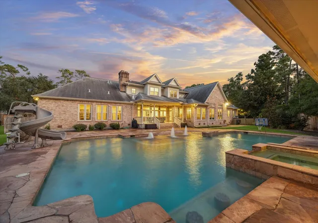 Photo 2 of Mansion for sale at 223 Heritage Oaks Ln, Houston, TX 77024 | MLS# 73769636 | Listing updated on 2026-09-14