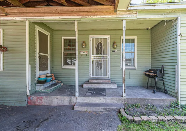 4th image of 1139 Gazin St, Houston, TX 77020 | MLS# 35754731