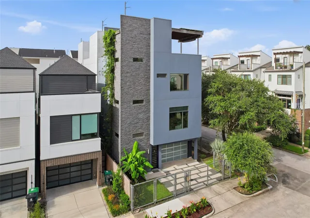 2nd image of 1853 Sul Ross St, Houston, TX 77098 | MLS# 72462759