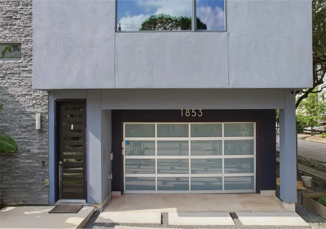 3rd image of 1853 Sul Ross St, Houston, TX 77098 | MLS# 72462759