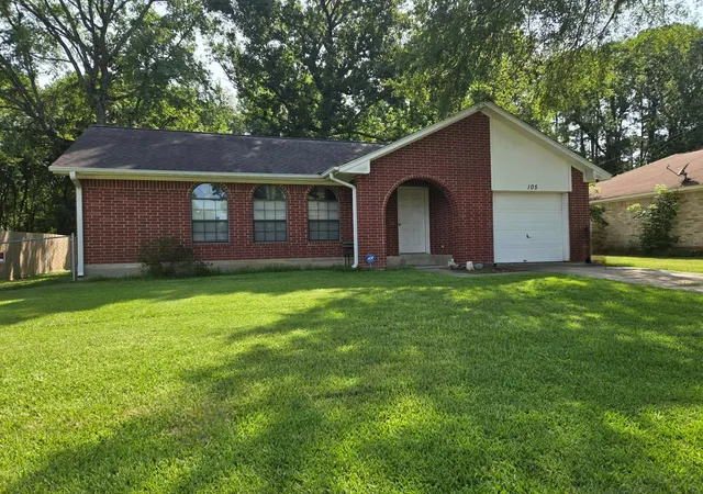 Homes for sale in Willis, TX | 105 Laurie Ln, Willis, TX 77378 | MLS# 14922707