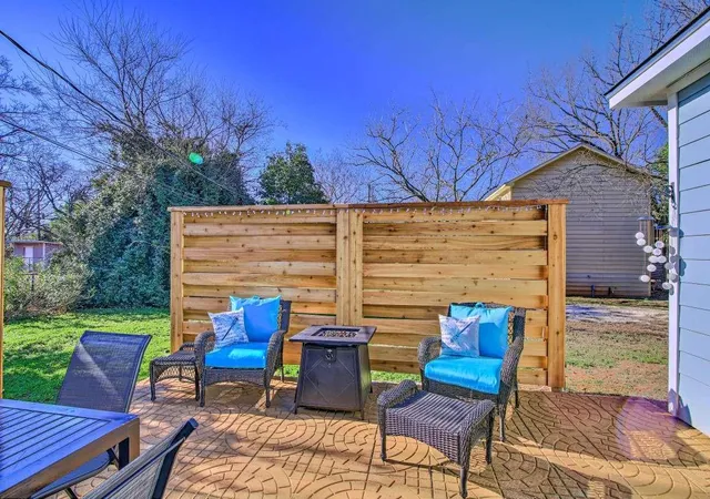 5th image of 811 W Schubert St, Fredericksburg, TX 78624 | MLS# 17342865