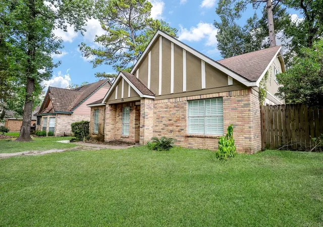 Photo 2 of Single family home for sale at 3543 Haven Pines Dr, Houston, TX 77345 | MLS# 94666017 | Listing updated on 2026-08-29