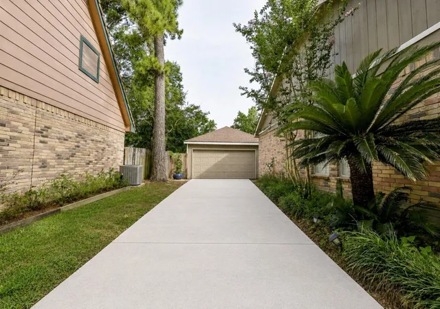 Photo 3 of Single family home for sale at 3543 Haven Pines Dr, Houston, TX 77345 | MLS# 94666017 | Listing updated on 2026-08-29