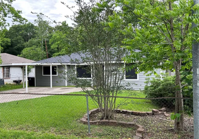 2nd image of 9505 Everglade Dr, Houston, TX 77078 | MLS# 34714839