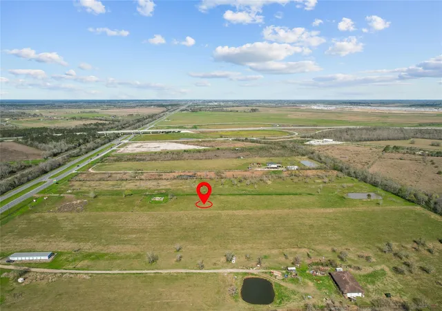 3rd image of 3377 W Hwy 90, Dayton, TX 77535 | MLS# 89783571