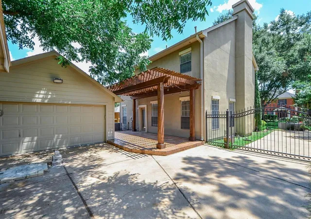 Photo 1 of Single family home for sale at 6831 Holw Hearth Dr, Houston, TX 77084 | MLS# 19031618 | Listing updated on 2026-05-21