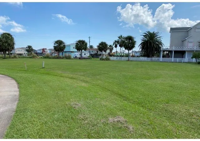 2nd image of 14203 Treasure Court, Galveston, TX 77554 | MLS# 33718667