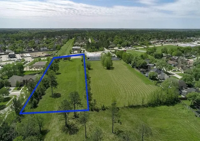 Photo 3 of Land for sale at 317 Fm 517 W, Dickinson, TX 77539 | MLS# 97016366 | Listing updated on 2026-08-04