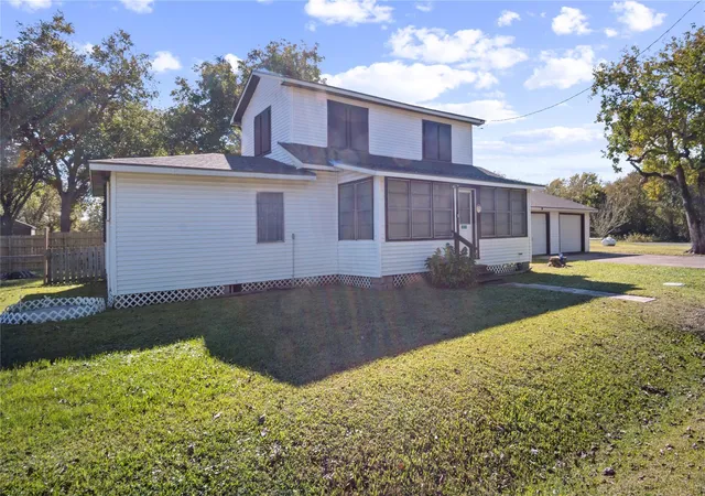 Homes for sale in High Island, TX | 1977 E 7th St, High Island, TX 77623 | MLS# 46660998