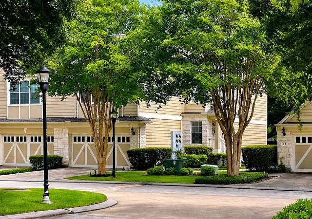 Homes for sale in Houston, TX | 13600 Breton Ridge St #3E, Houston, TX 77070 | MLS# 38498000