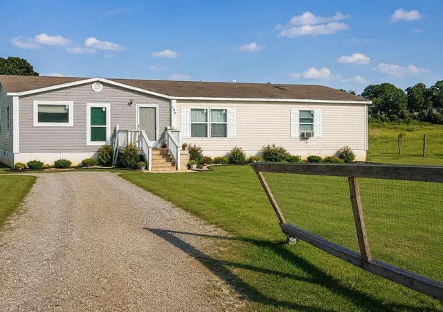 1st image of 190 Casen St, Dale, TX 78616 | MLS# 50775677