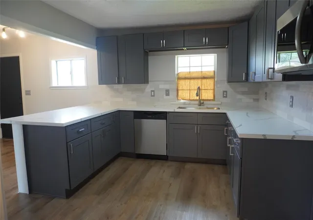 2nd image of 8418 Colonial Lane Lane, Houston, TX 77051 | MLS# 31515365